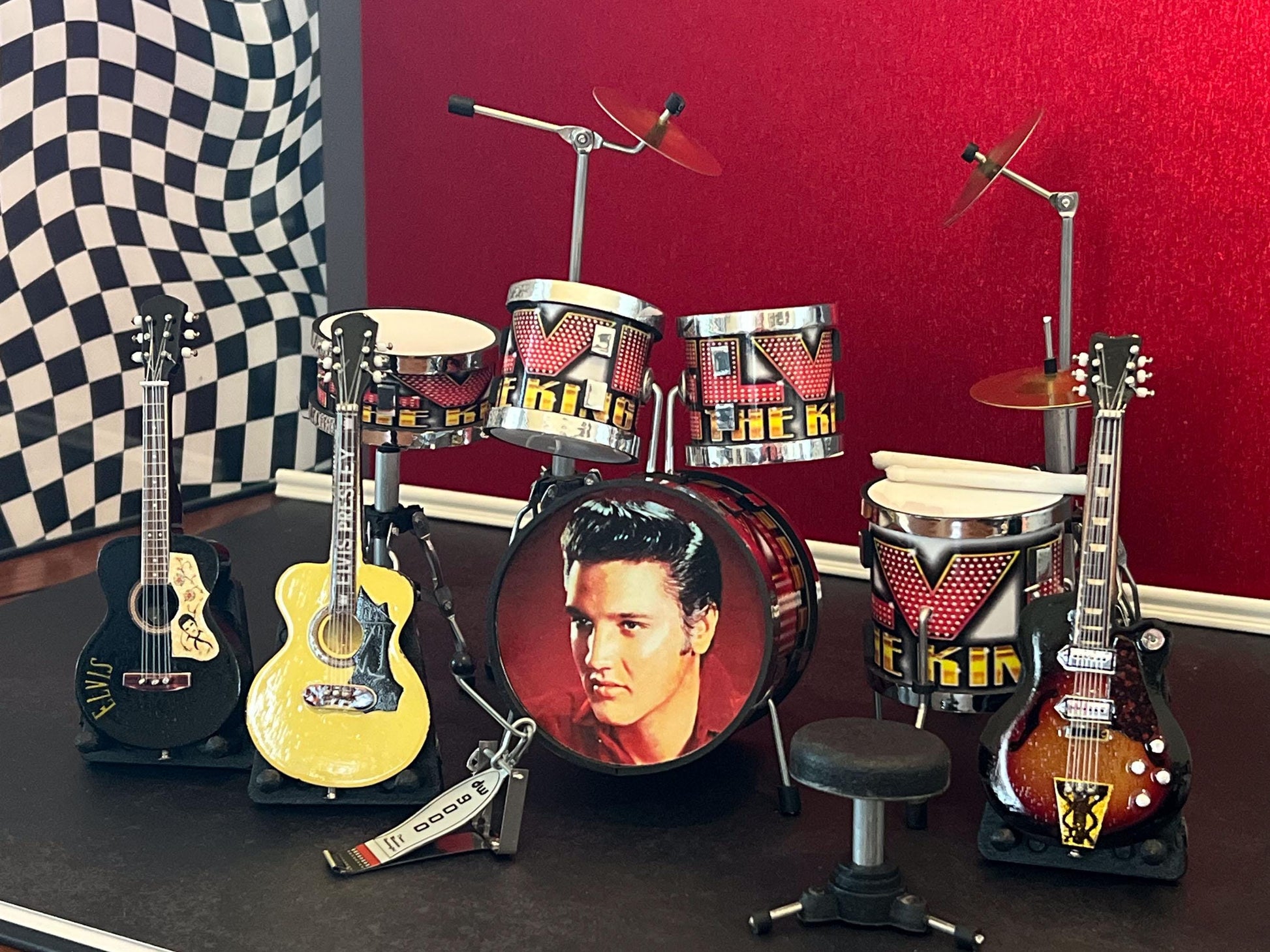 Miniature Elvis Presley Drum Set & Guitars - 1:12 Scale, Dollhouse Collectible Drums __etsy:7974055704
